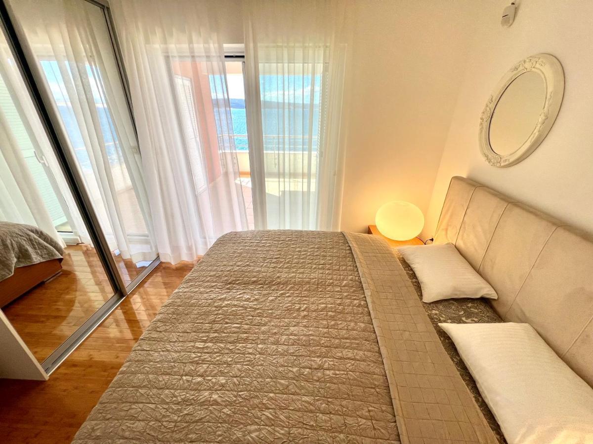 Apartment Golden View Dramalj Exteriér fotografie